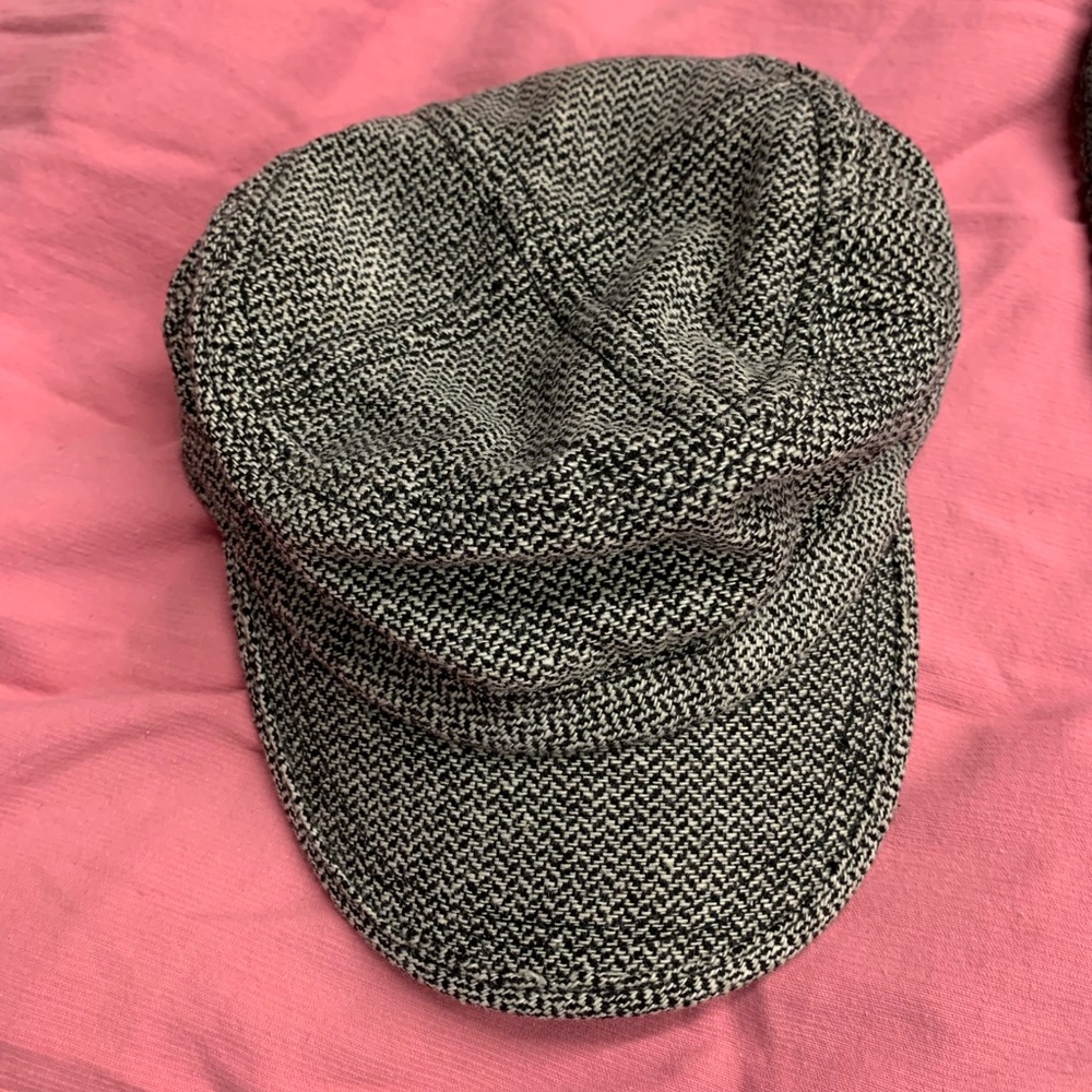 Alternative wool blend tweed style cap